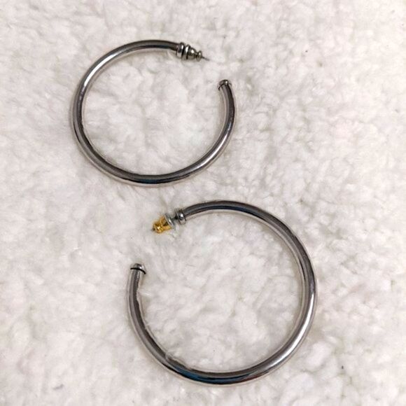 Vintage Bundle Silvertone Hoop & Square Earrings - 2 pair Bundle - Picture 7 of 11